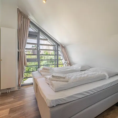 With Sauna بيت للعطل *